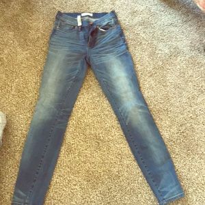 Never worn High Rise Skinny MadeWell Jeans 27Tall